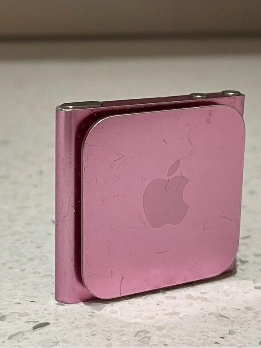 Apple Pink IPOD NANO 6th generation 8GB